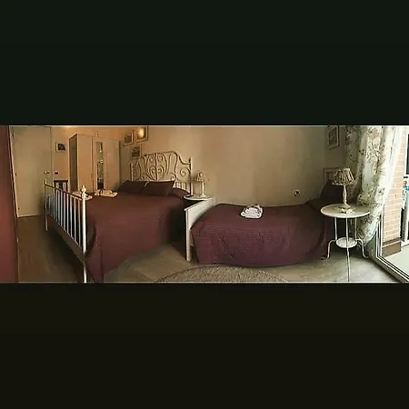 Oda ve Kahvaltı San Vitale 2*